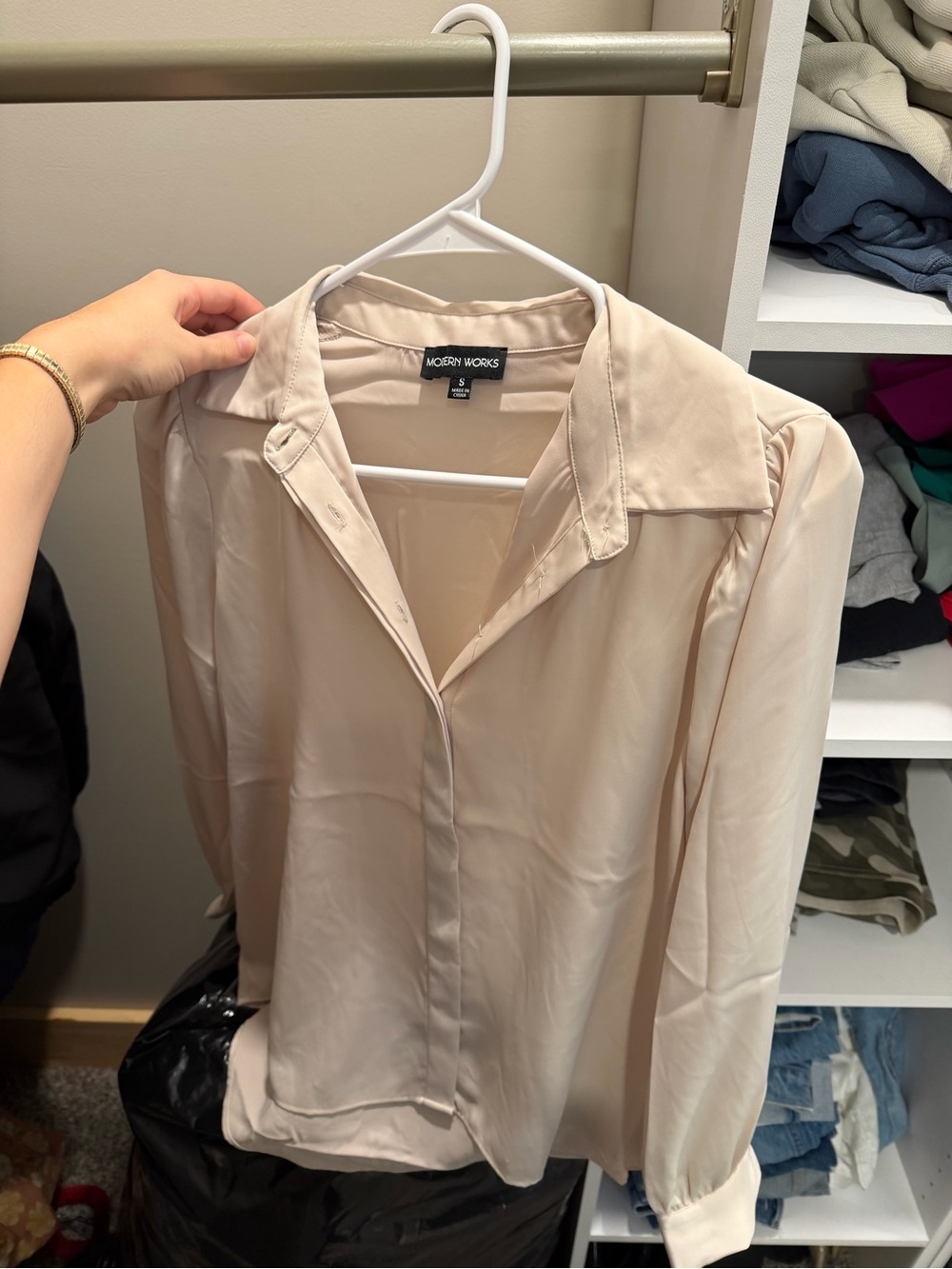 Modern Works Women's Light Cream Button-Down Shirt